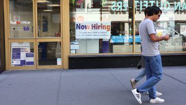 U.S. job market slows but it's not yet a 'three-alarm fire': economist